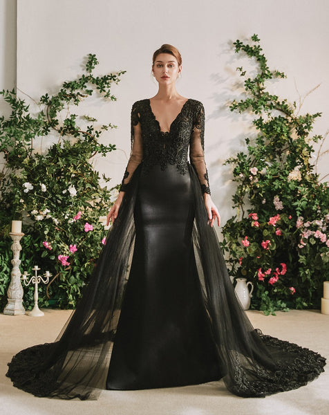 Black Wedding Dresses A-Line V-Neck Long Sleeves Tulle Lace Floor-Length Bridal  Gown - Milanoo.com